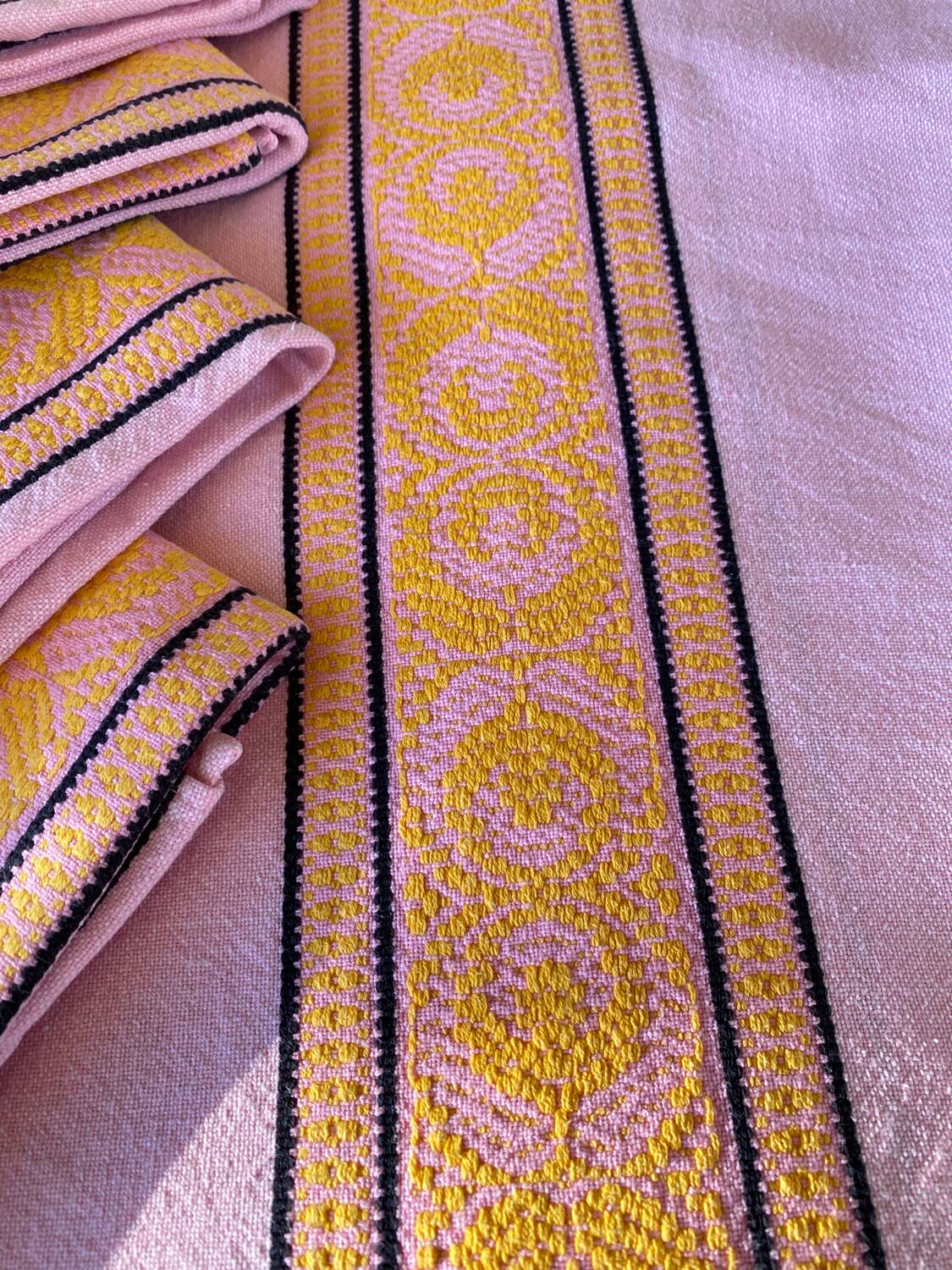 Nappe avec ses 6 serviettes