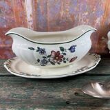 Villeroy Boch sauce boat with its frame