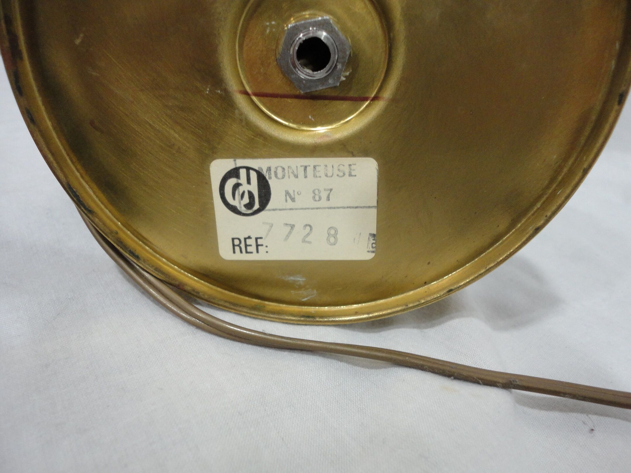 Vintage 70s lamp, painted metal and brass