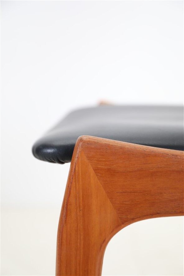 Set of 6 Korup Stolefabrik teak chairs in the style of Kai Kristiansen