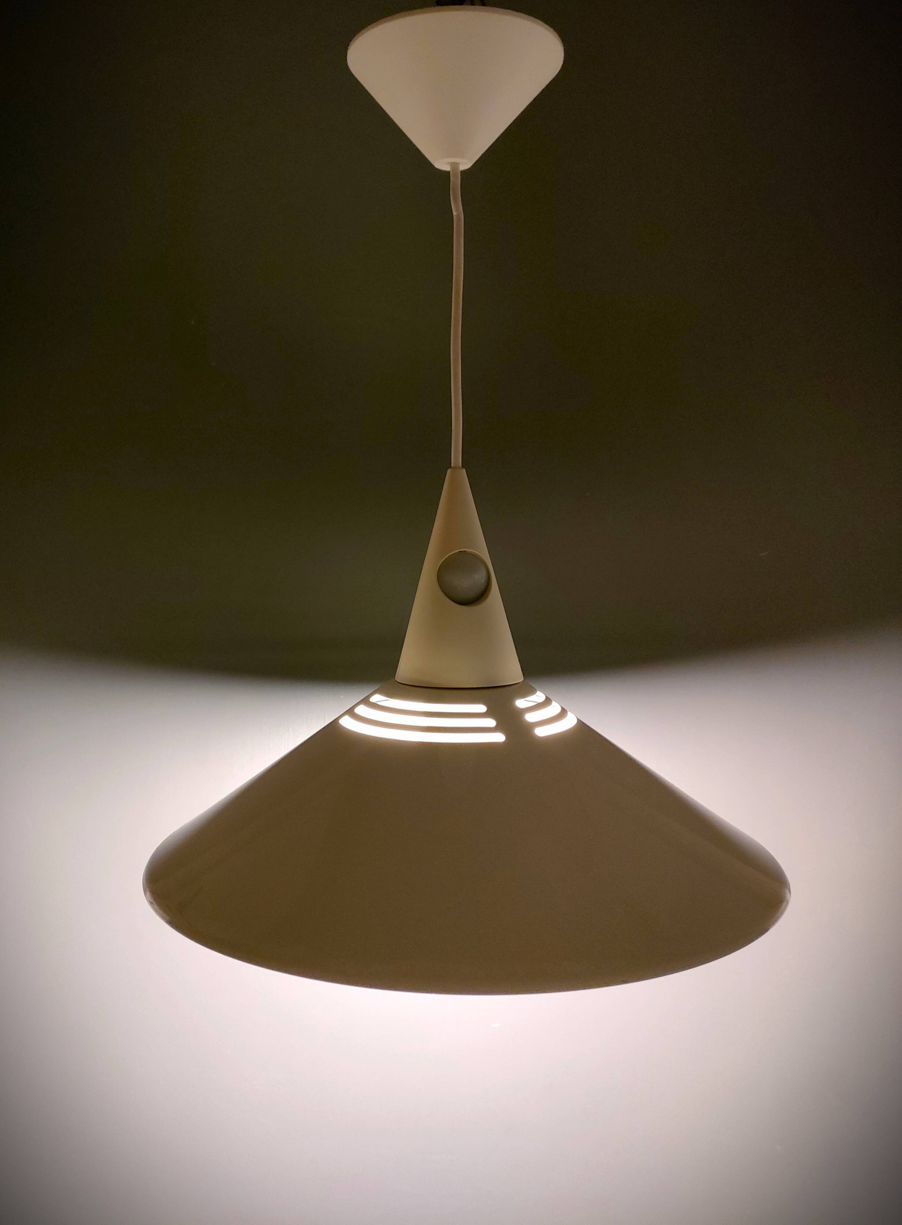 Brilliant luminaires - Vintage pendant light in white lacquered metal - 80s