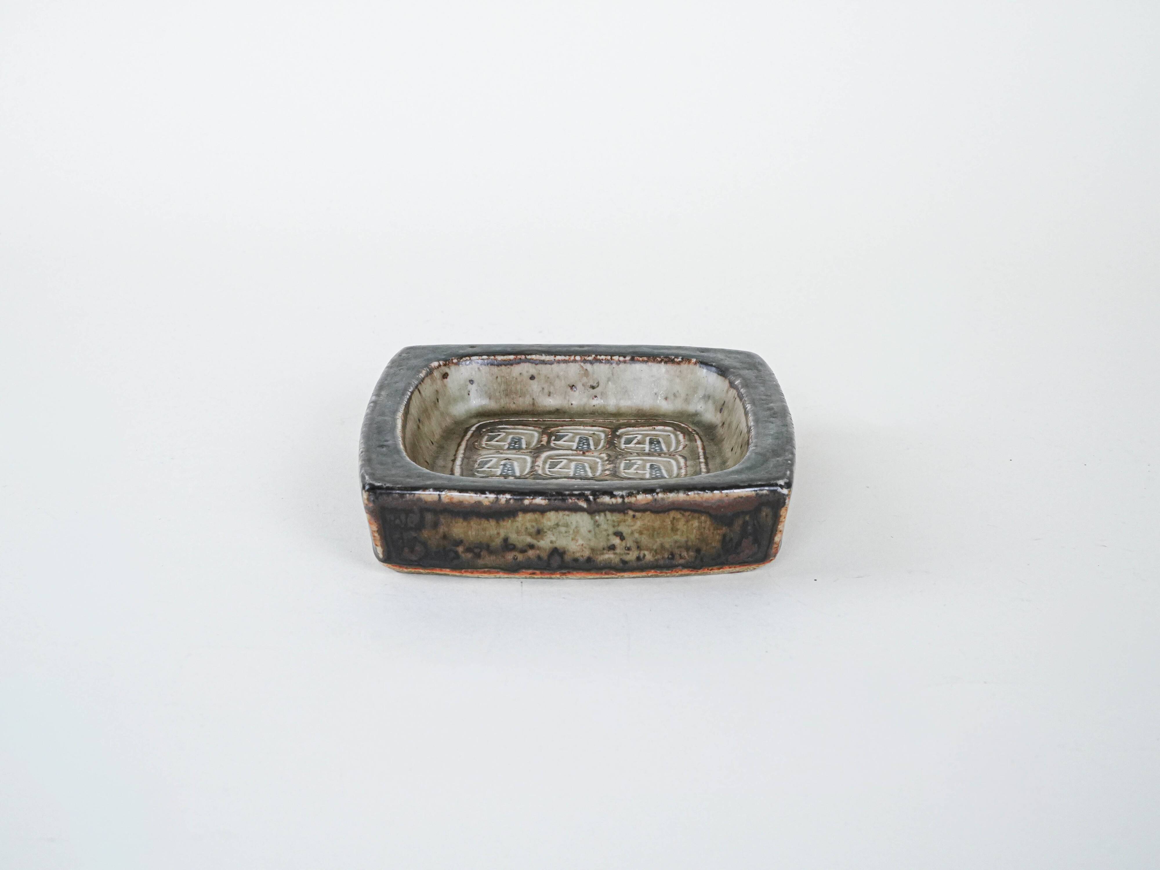 Vide poche en céramique BACA, design danois, années 1960, fabriqué par Royal Copenhagen.