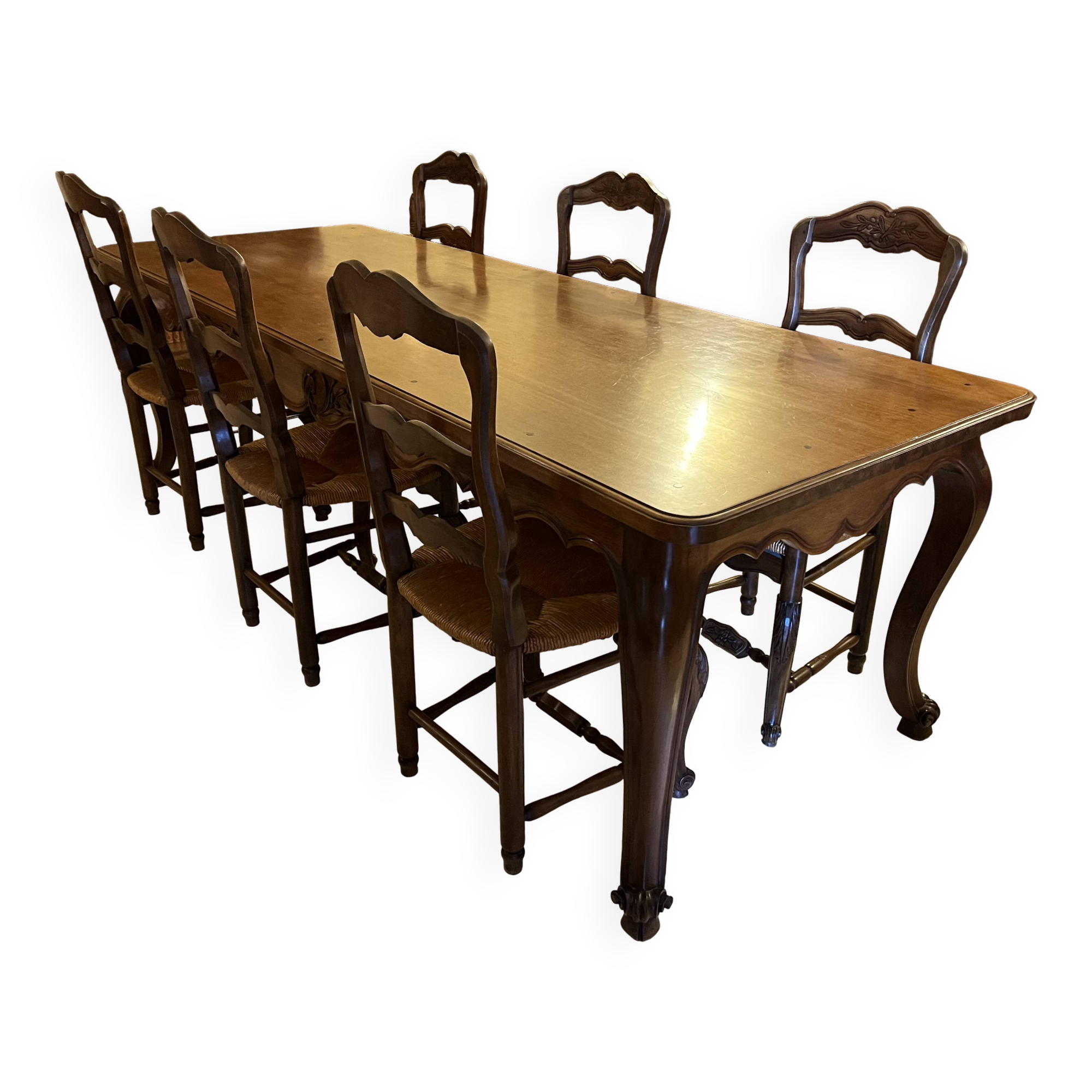 Dining room table and 6 chairs