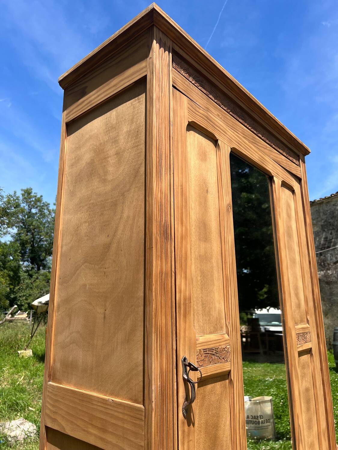 Bonnetière bois clair/ armoire une porte