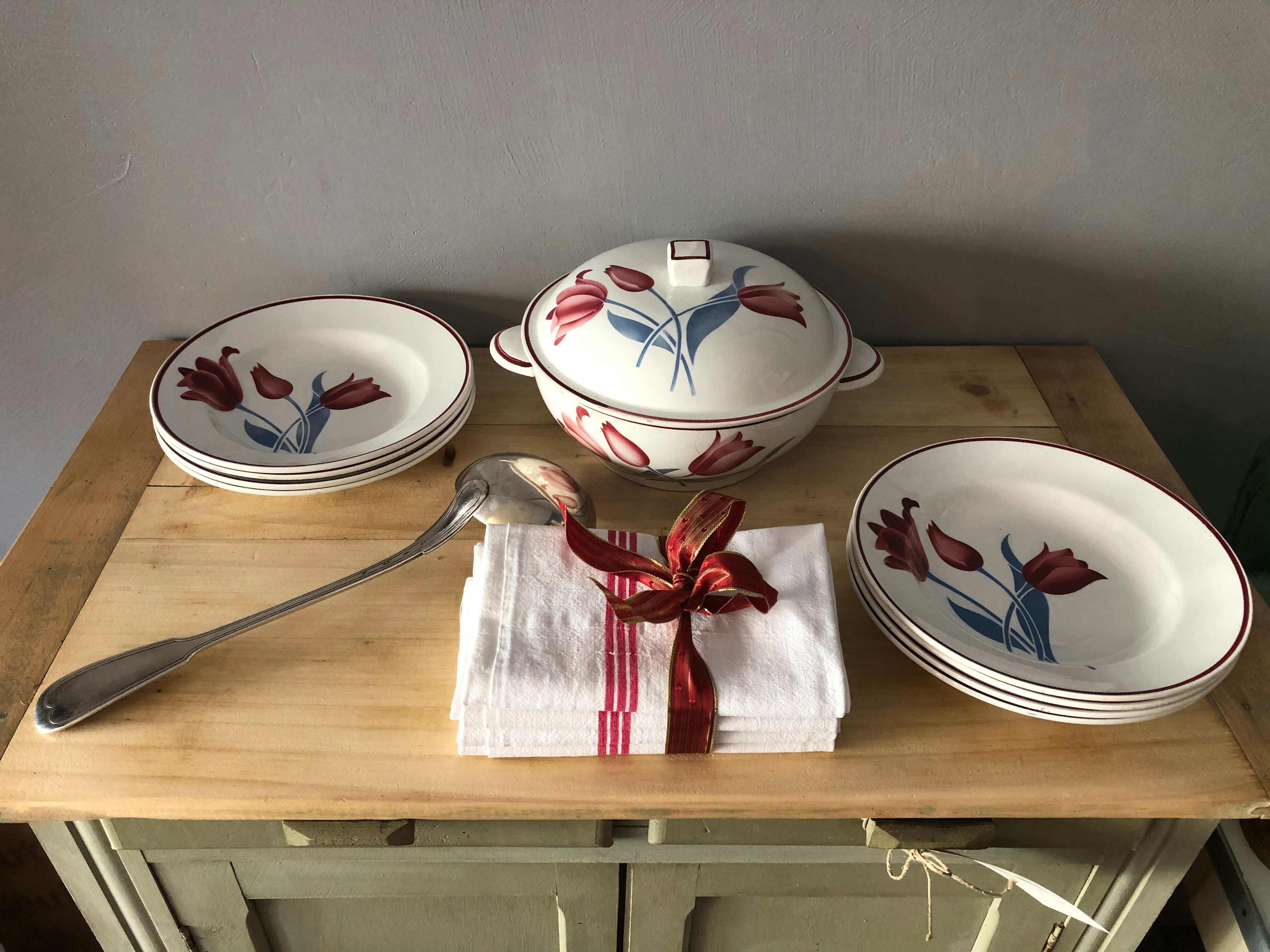 Set of 4 old tea towels 54 x 65 cm