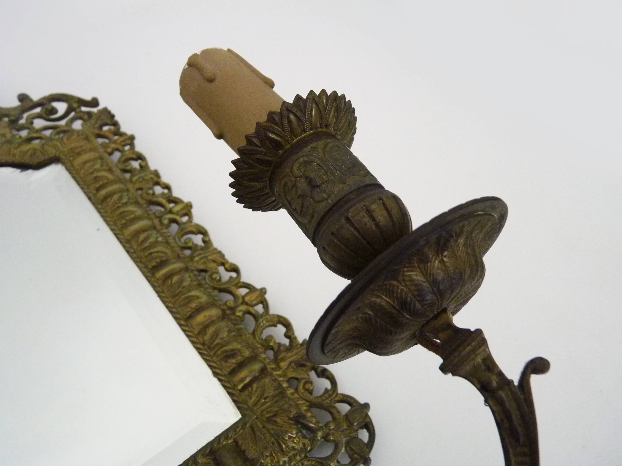 Pair of 3-light beveled mirror wall lights in Napoleon style, gilded bronze