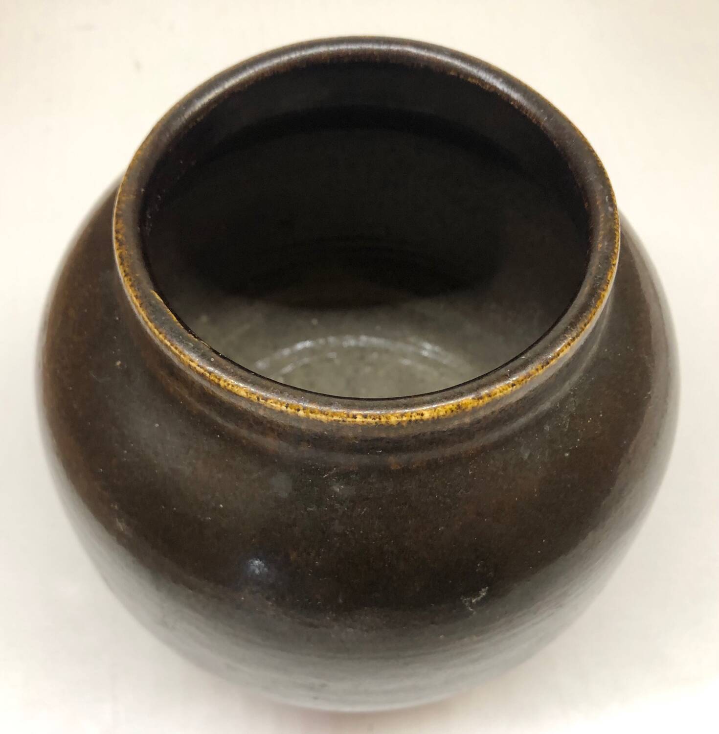 Onggi style stoneware vase Korea/China