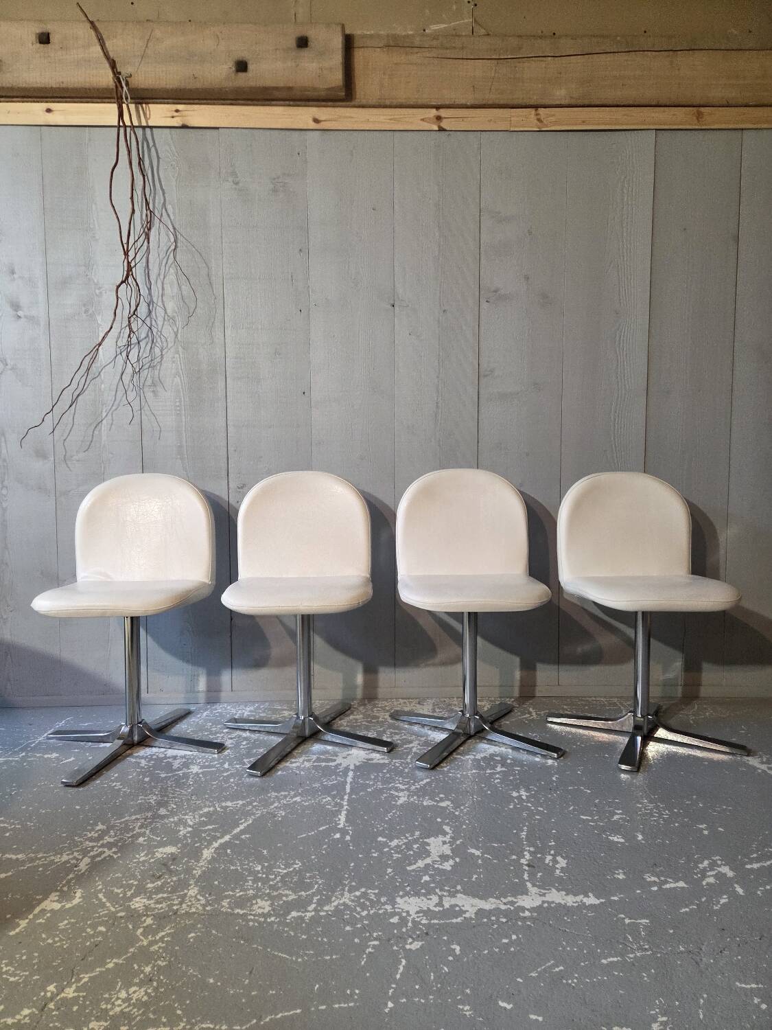 Chaises pivotantes skai blanc