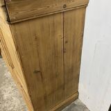 Country buffet in pitchpin