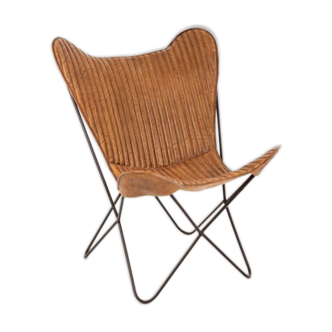 Leather butterfly armchair