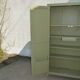 Armoire parisienne vert olive