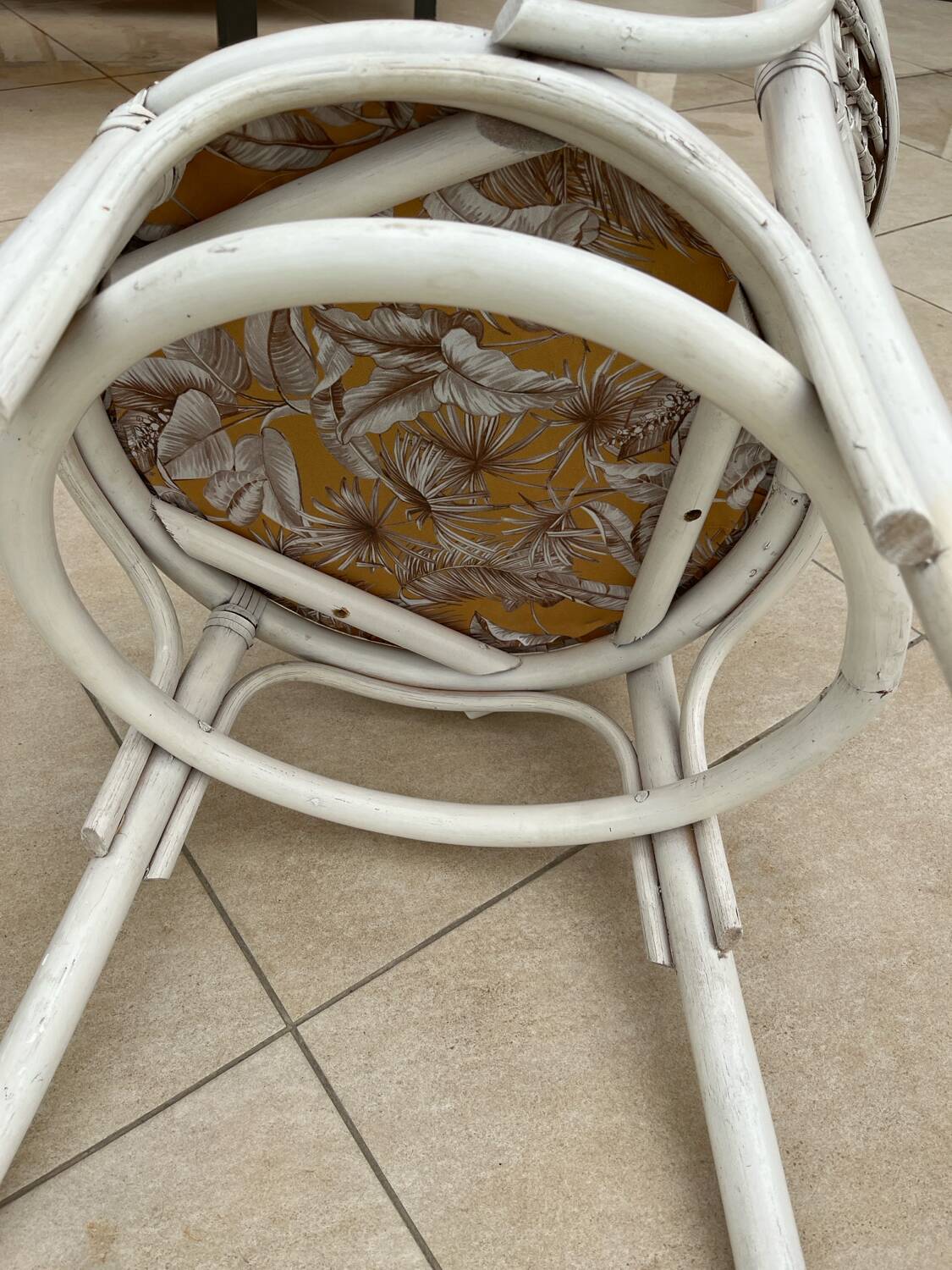 Vintage White Rattan/Bamboo Garden Furniture Set with 2 Chairs and a Stool