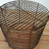 Round basket in vintage mesh metal