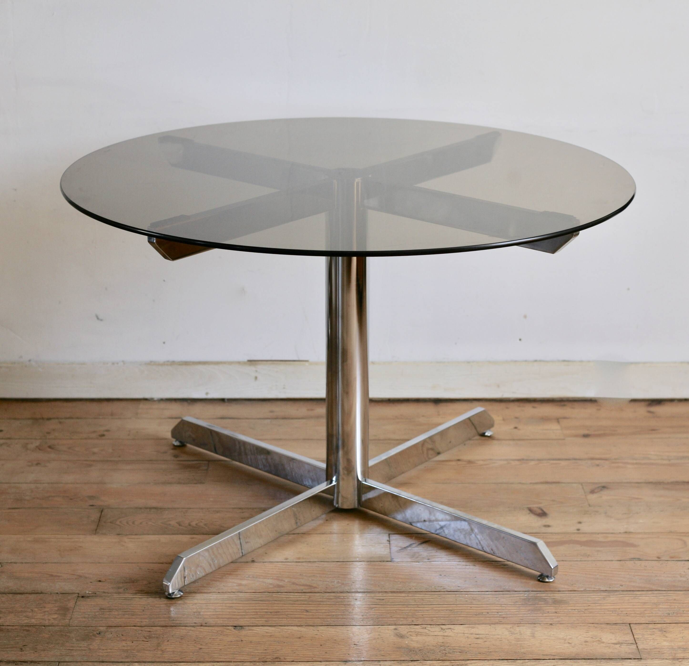 Glass and steel table attributed to Florence Knoll, Roche Bobois edition, 1970s.