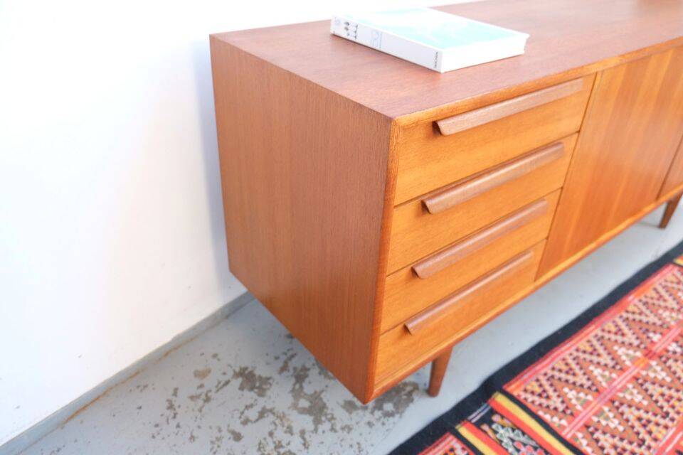 Buffet WK in teak, retro vintage style from the 60s-70s.