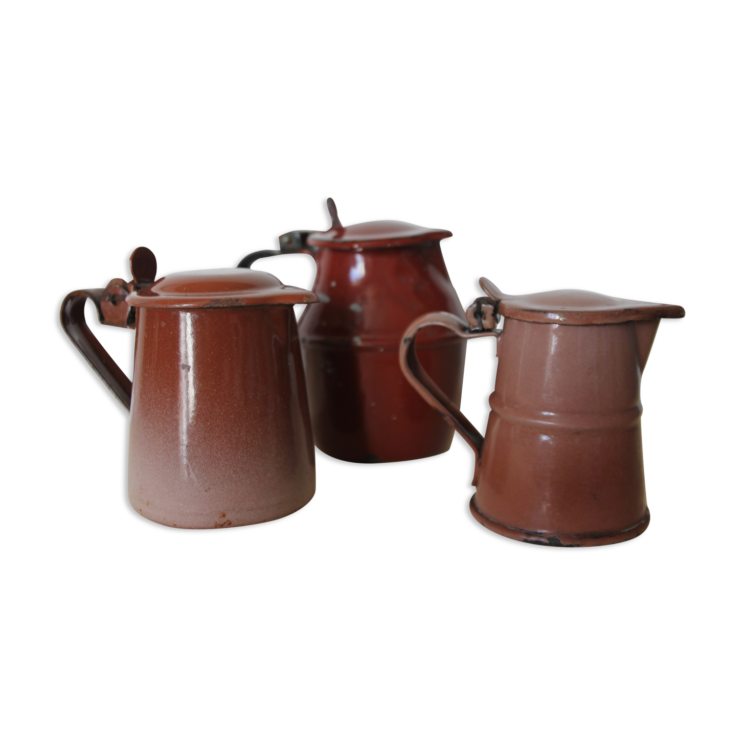 Trio de pots à lait émaillés