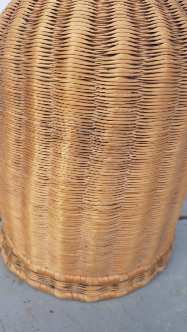 Vase bouteille vintage en osier