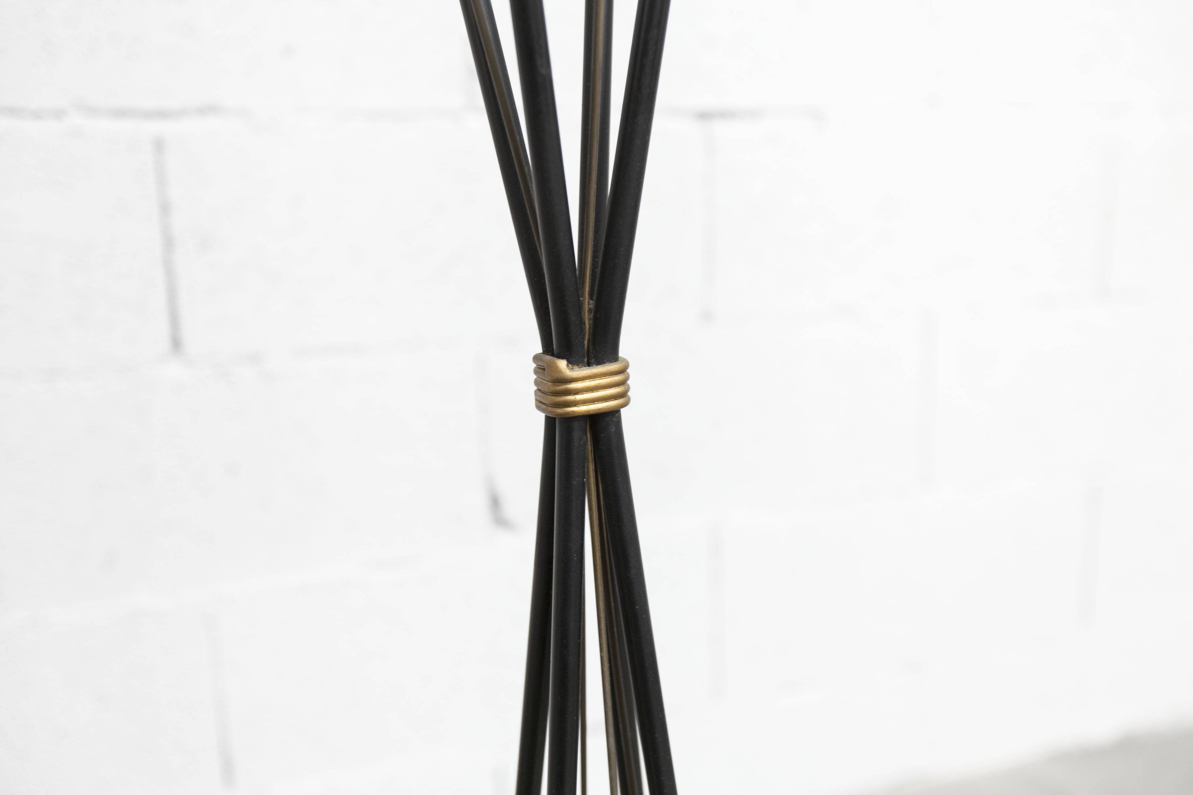 Floor lamp by René Mathieu for Maison Lunel 1950, brass and opaline.