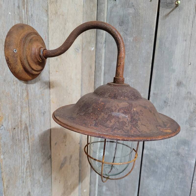 Applique murale French Rusty Barn Lamp