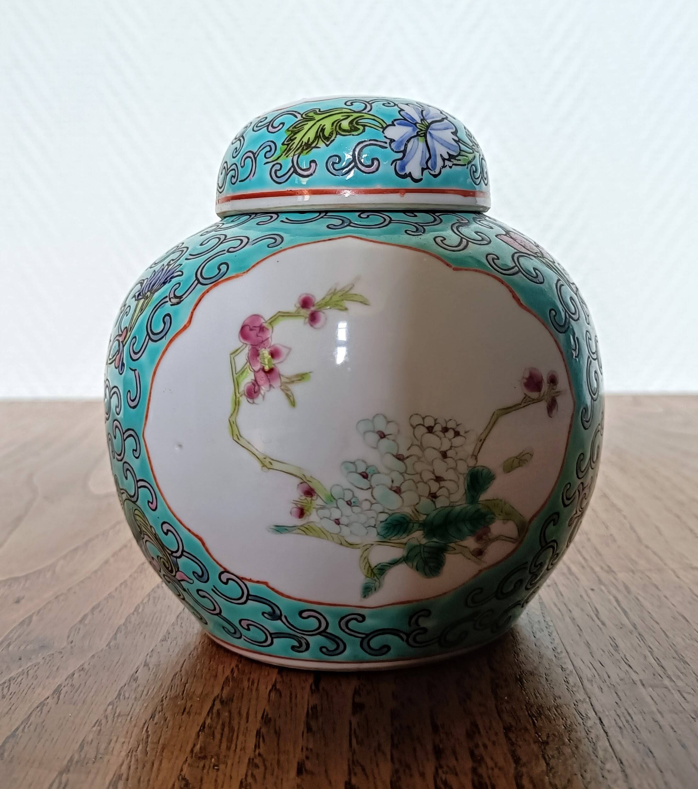 Chinese Jingdezhen tea or ginger pot