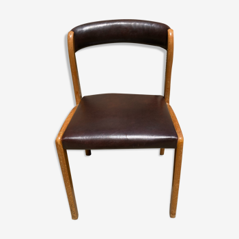 Scandinavian chair in brown leather and wood