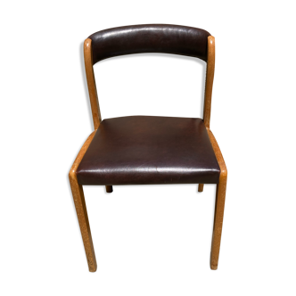 Chaise scandinave en cuir marron et en bois