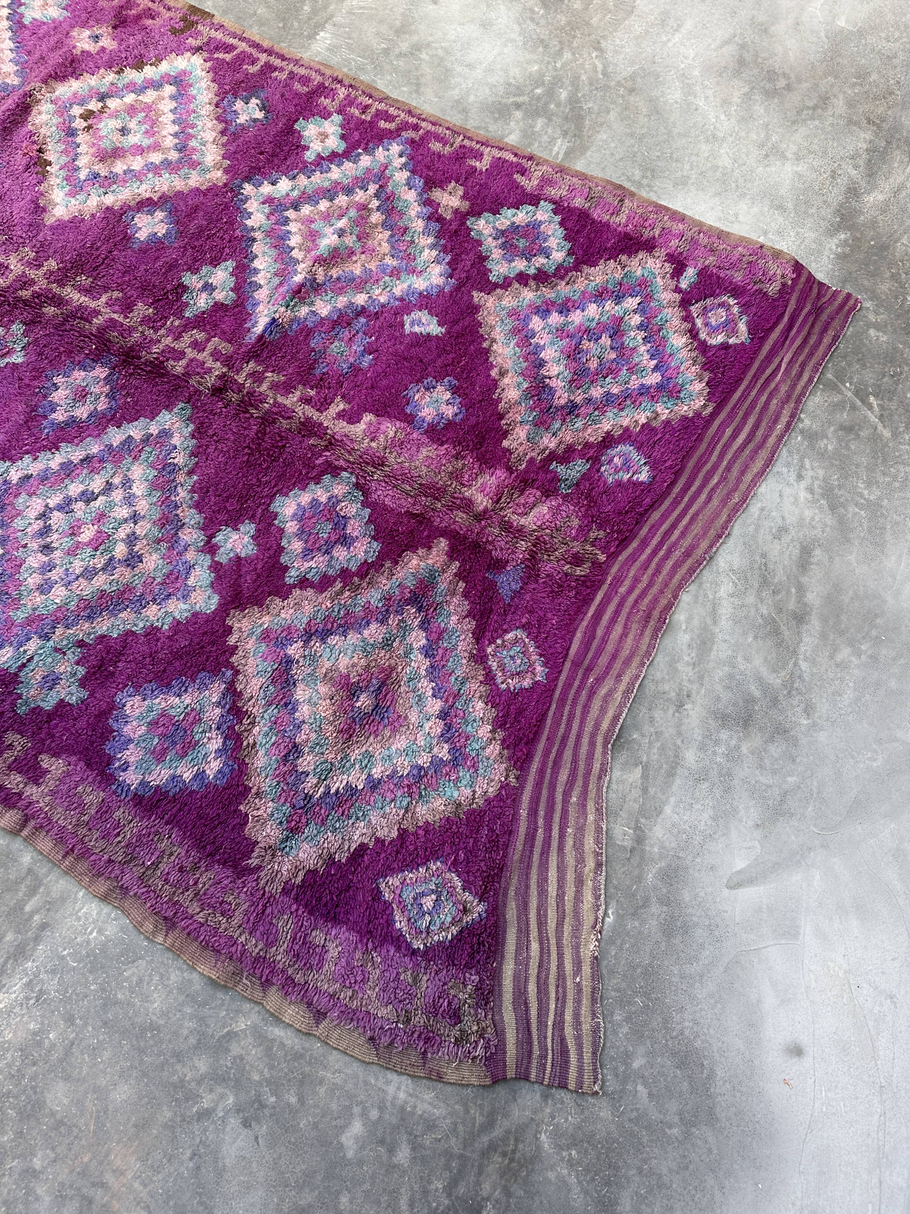 Moroccan purple carpet - 208 x 425 cm