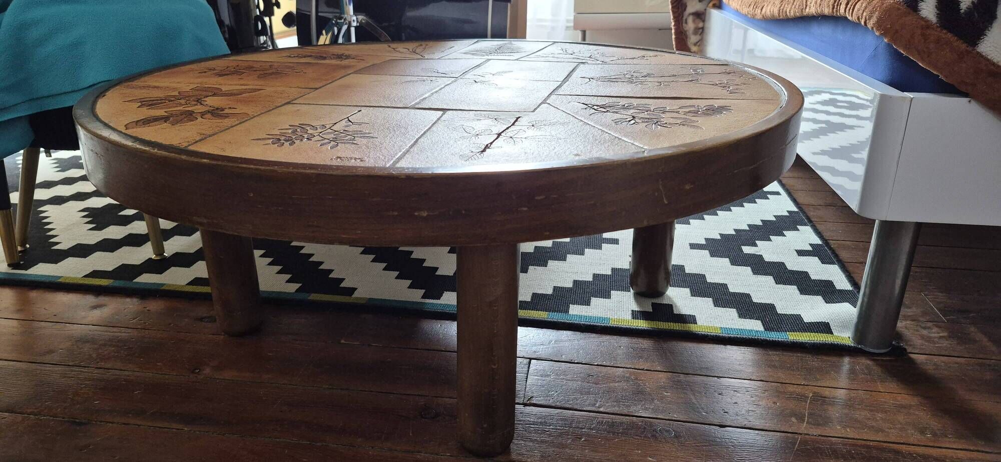 Vintage leduc table