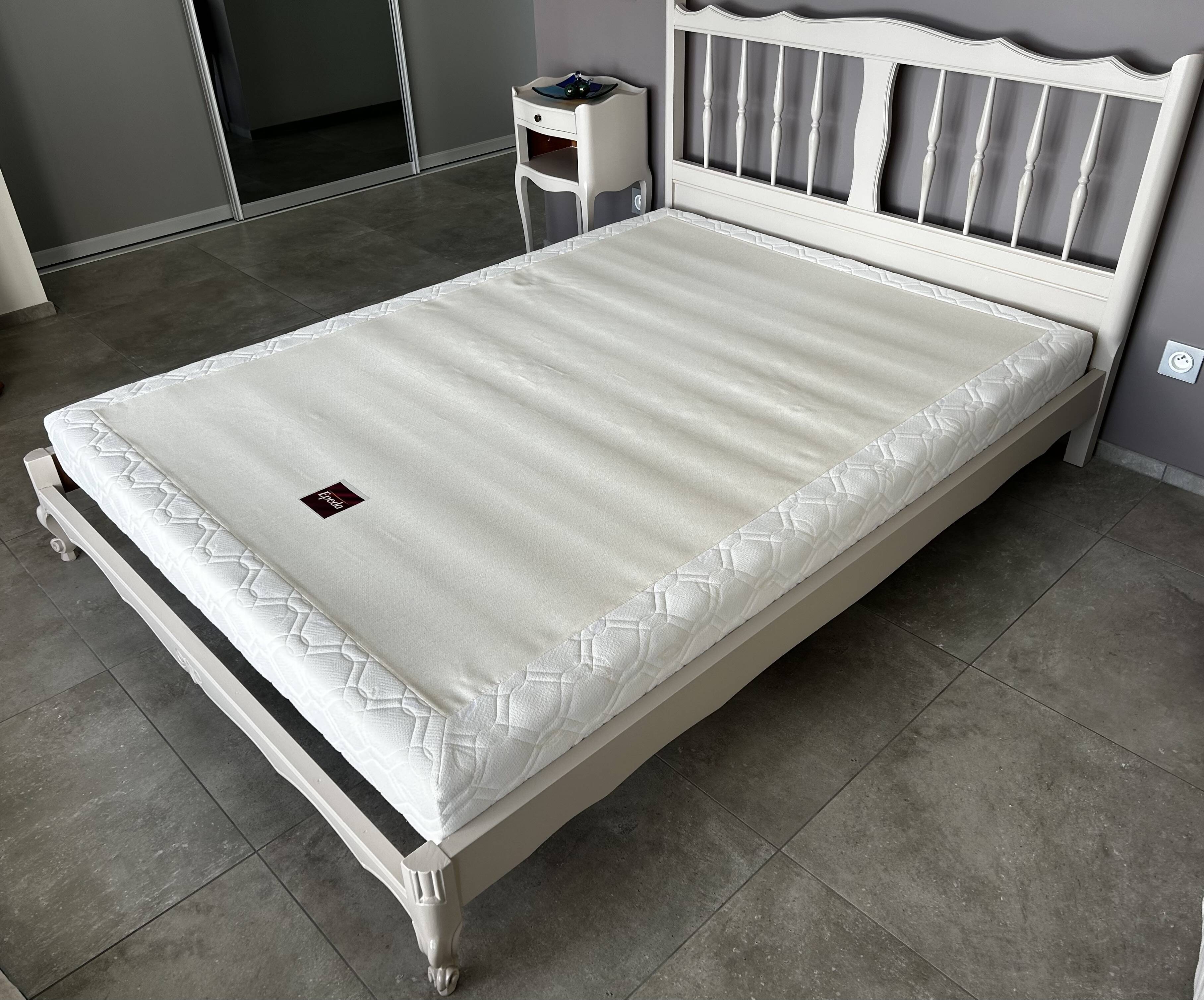 140x190 cherry wood bed frame reimagined