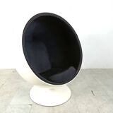 Fauteuil boule pivotant d'àprès  Eero Aarnio, années 1980