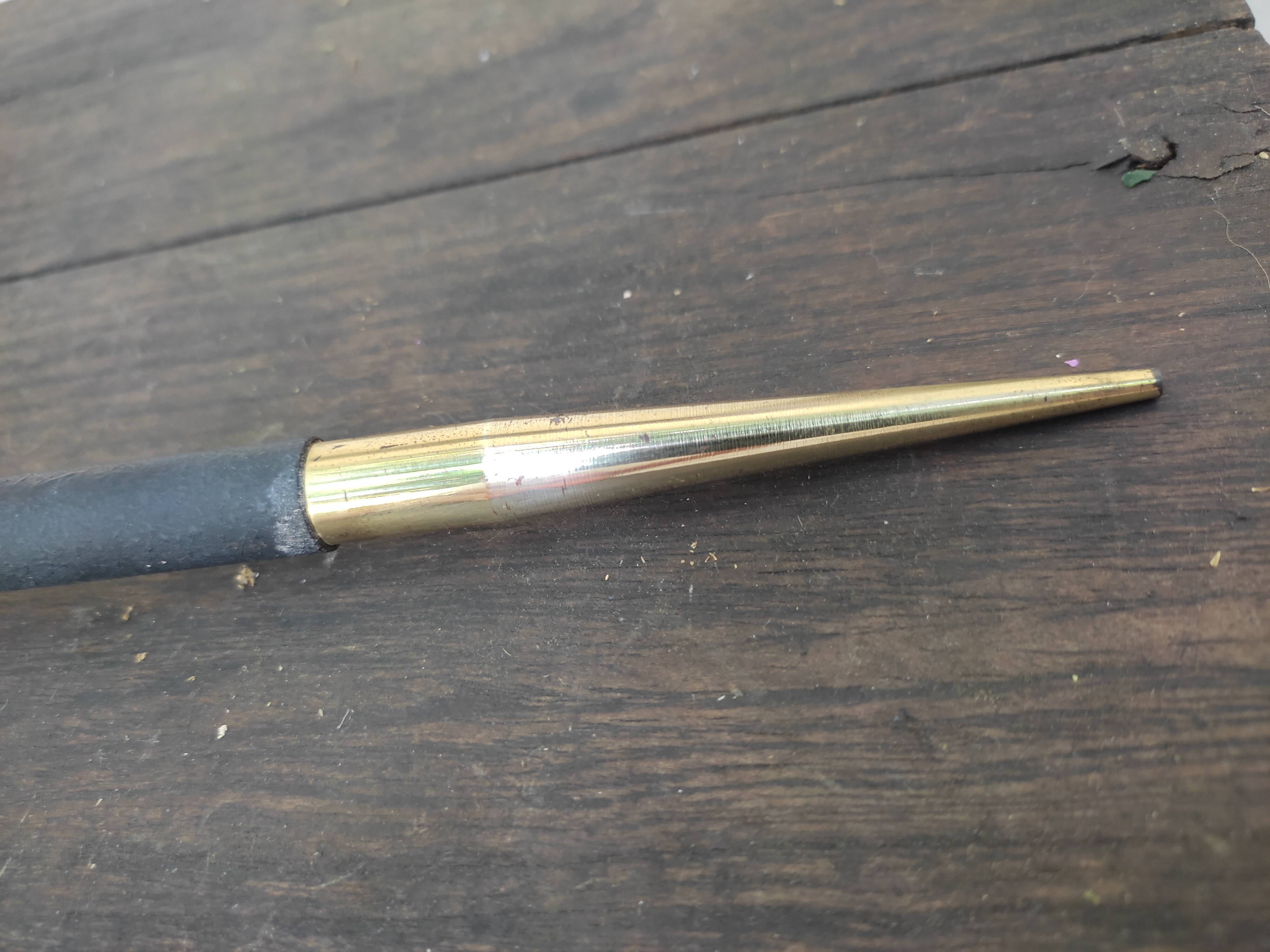 Flare wall with opaline