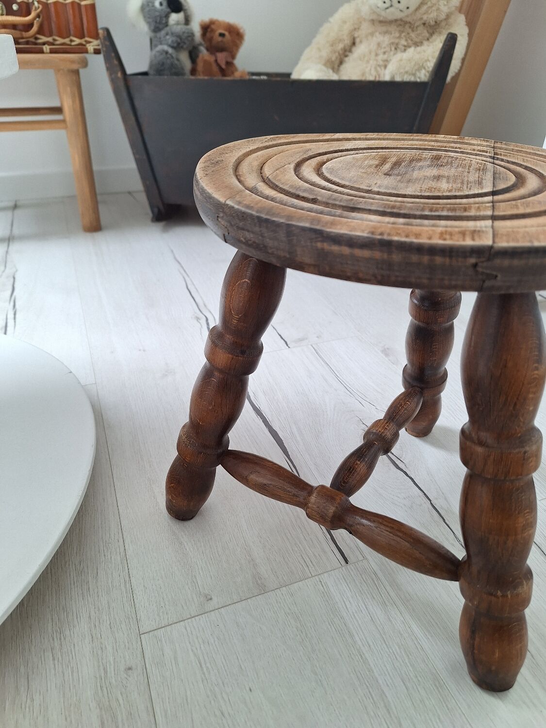 Vintage tripod stool