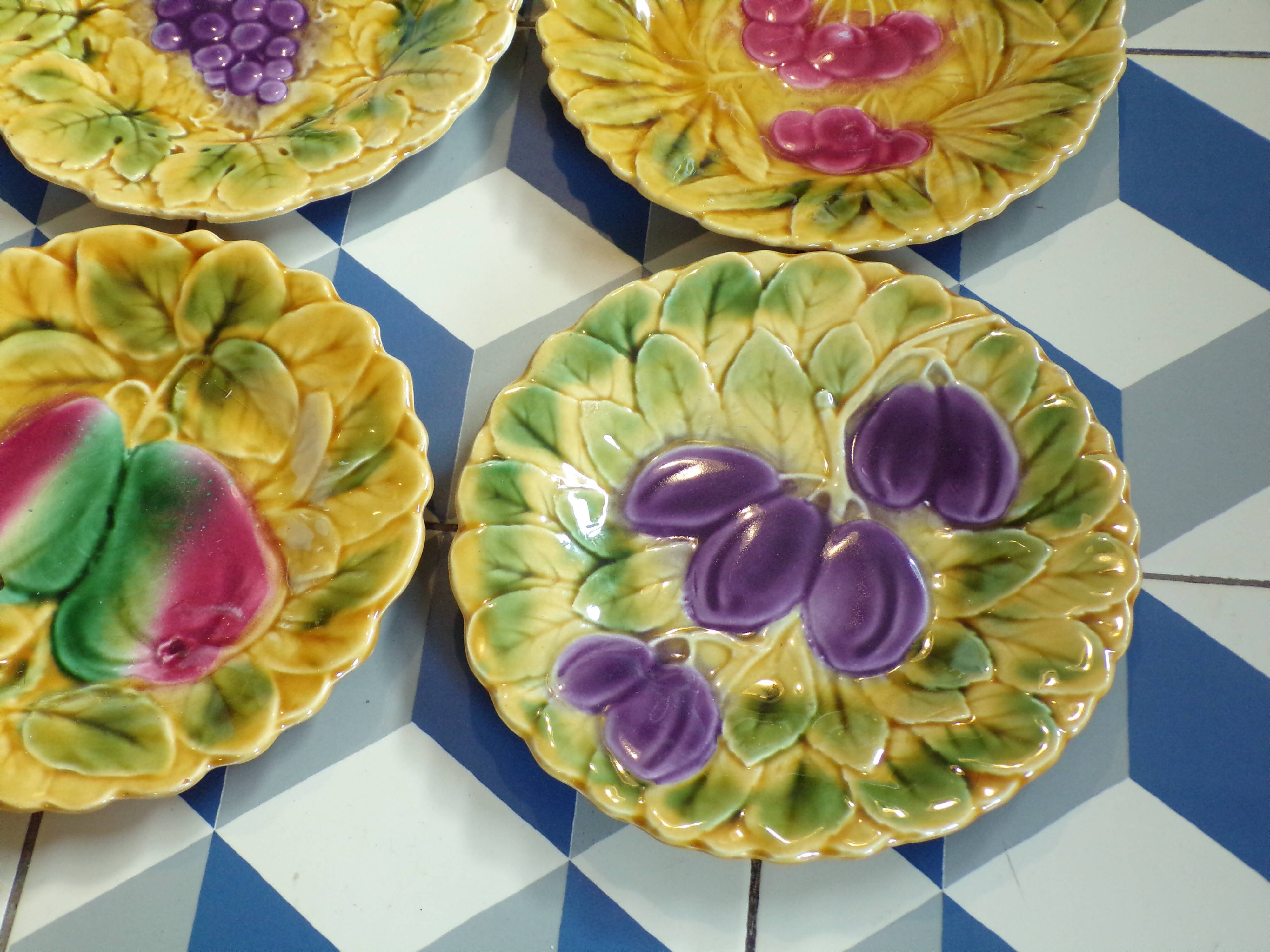 6 assiettes barbotine fuits Sarreguemines