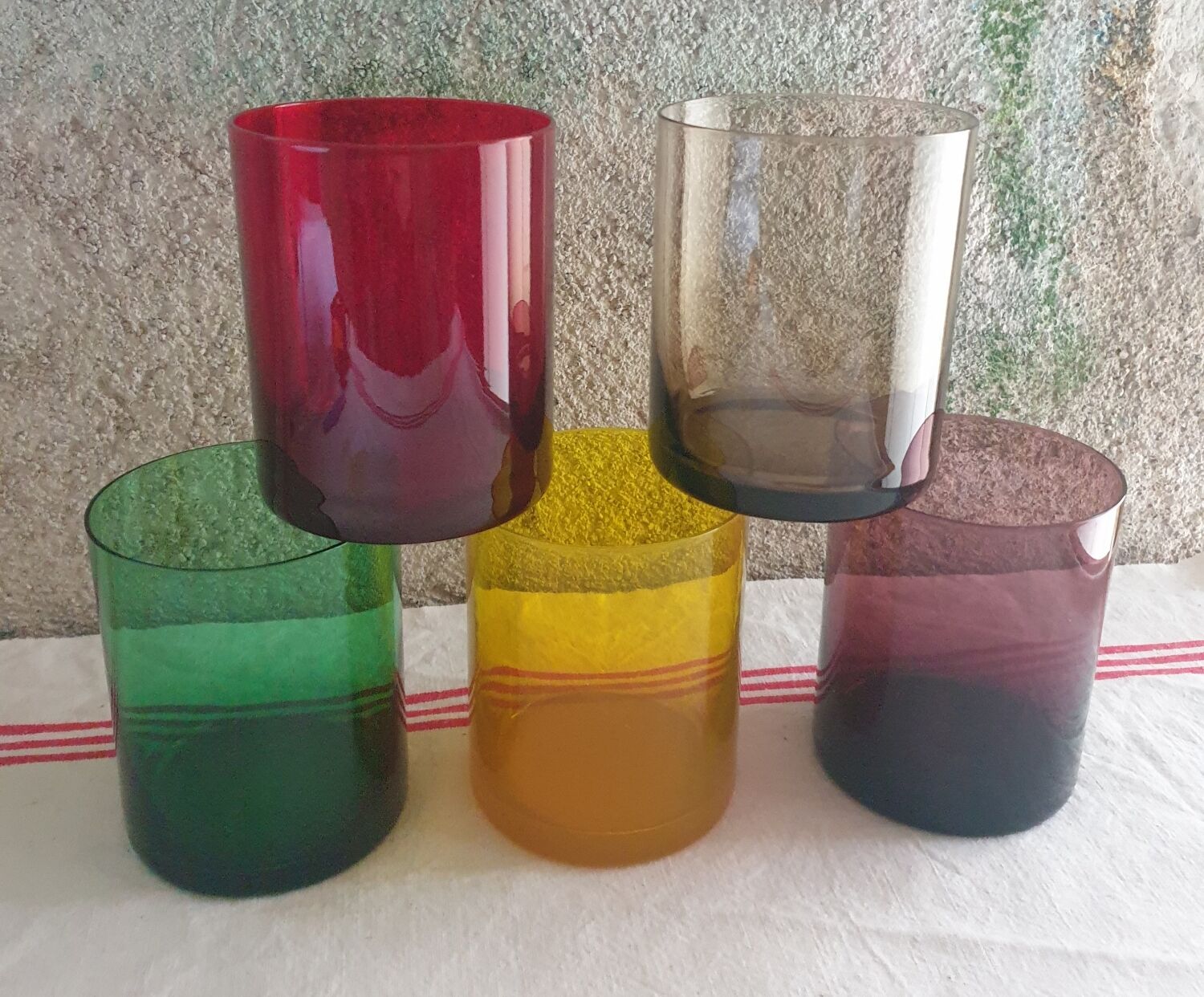 Set of 5 colored mouth-blown glasses 70's
