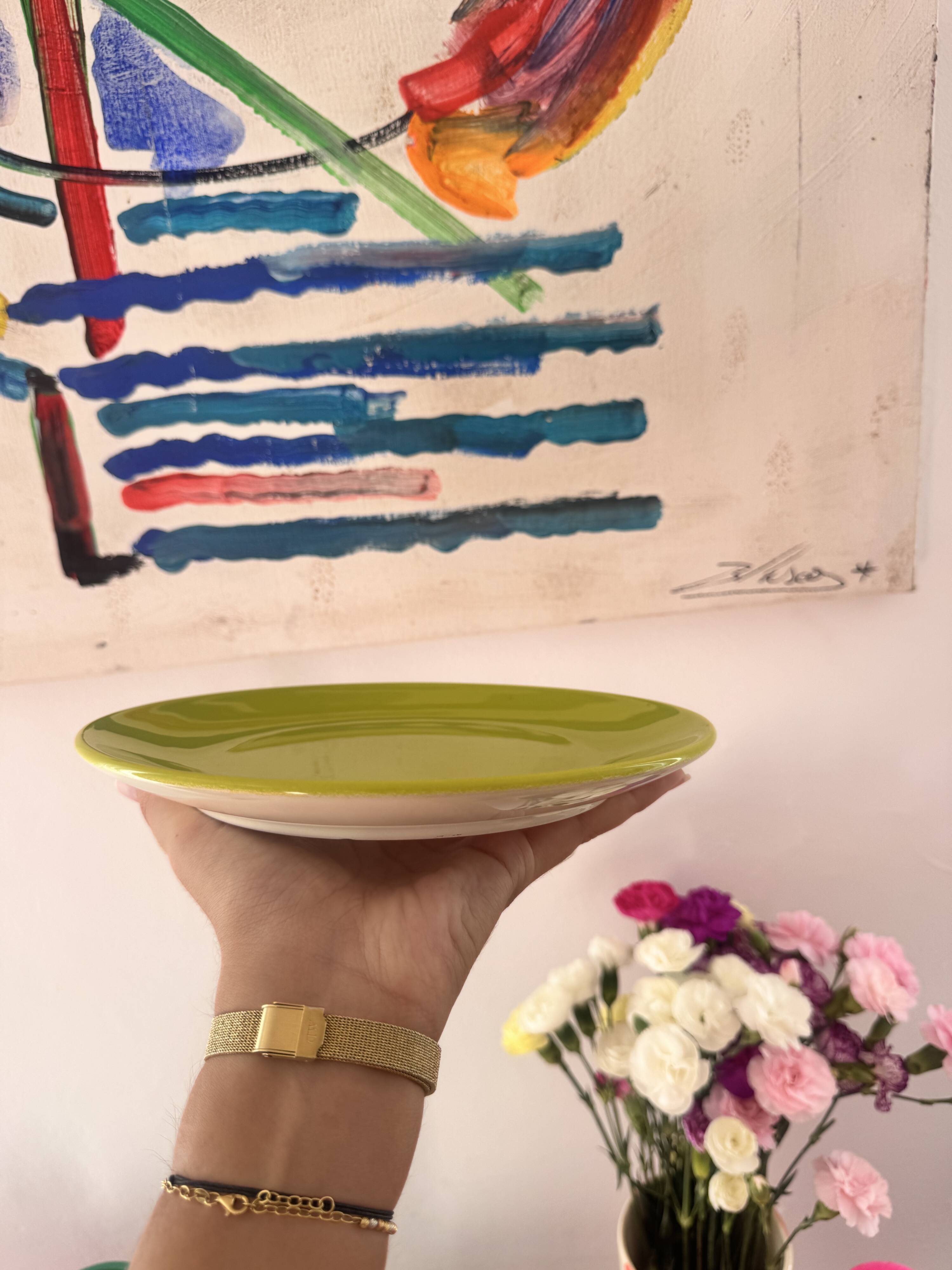 Set of 4 bright green dessert plates