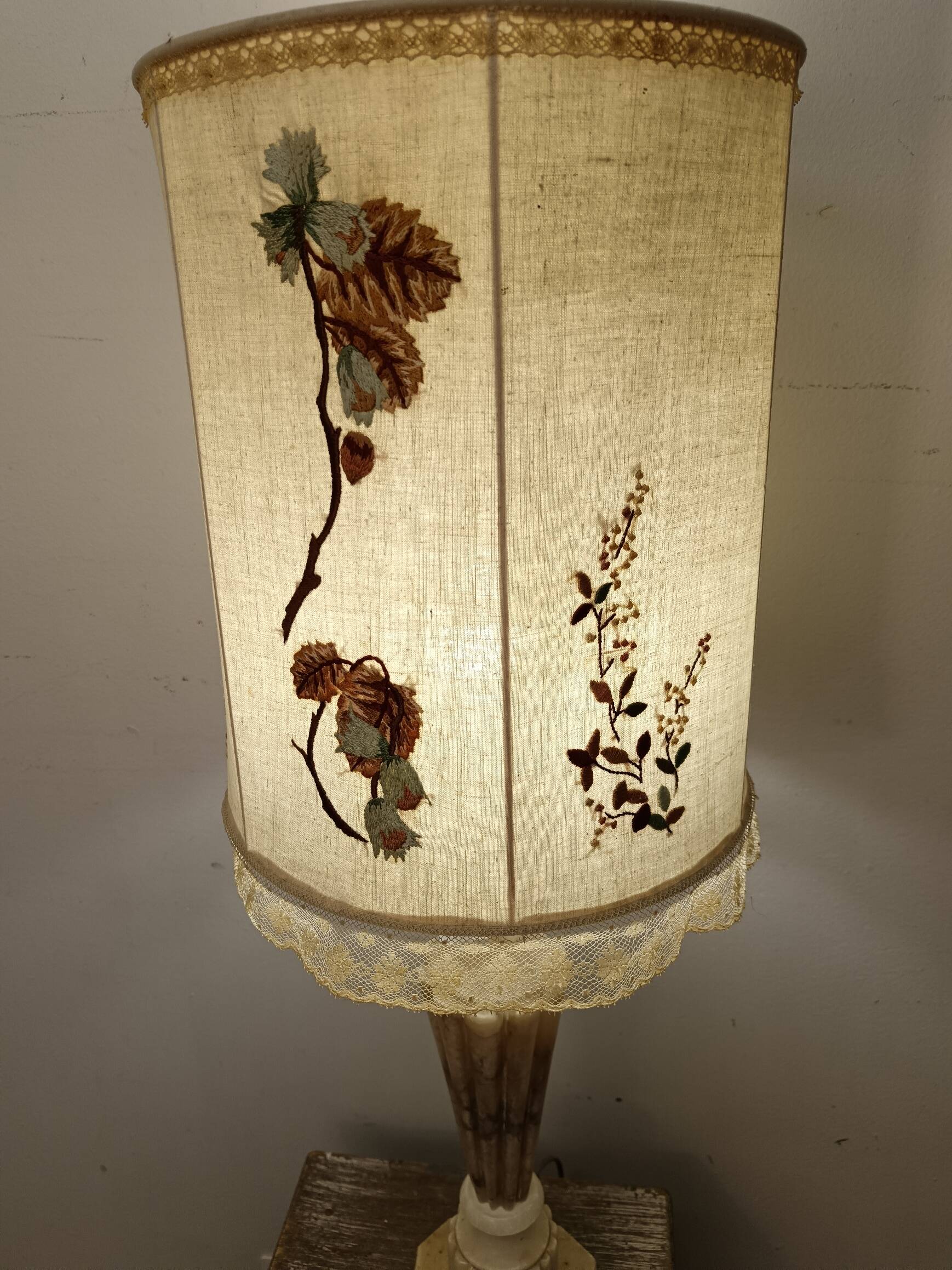 Marble base lamp with antique hand-embroidered lampshade