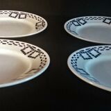 Série de quatre assiettes plates faïence P.B. Rochechouart Limoges modèle Anna