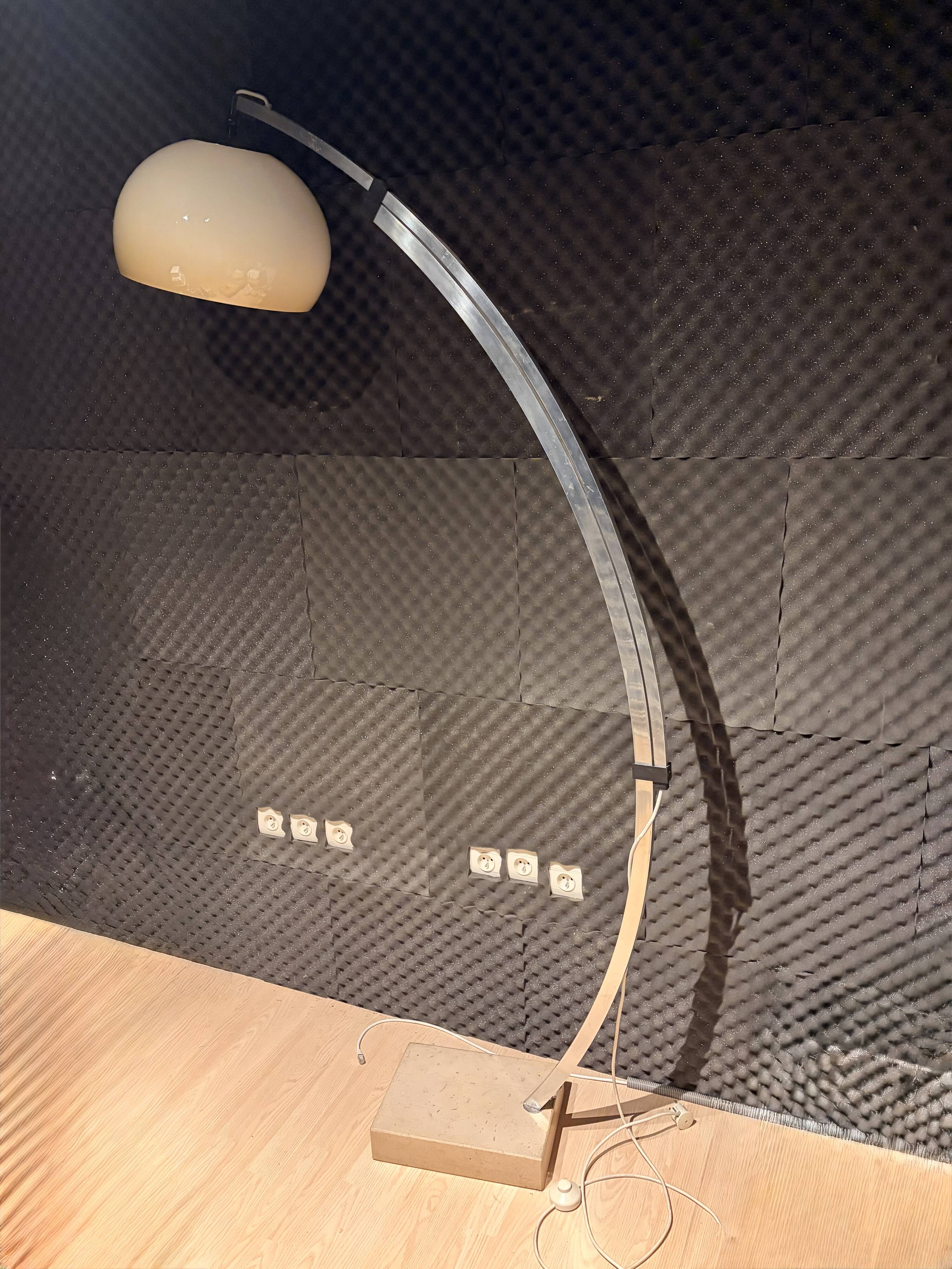 Vintage Italian Arc Floor Lamp from the 1970s – attributed to Harvey Guzzini