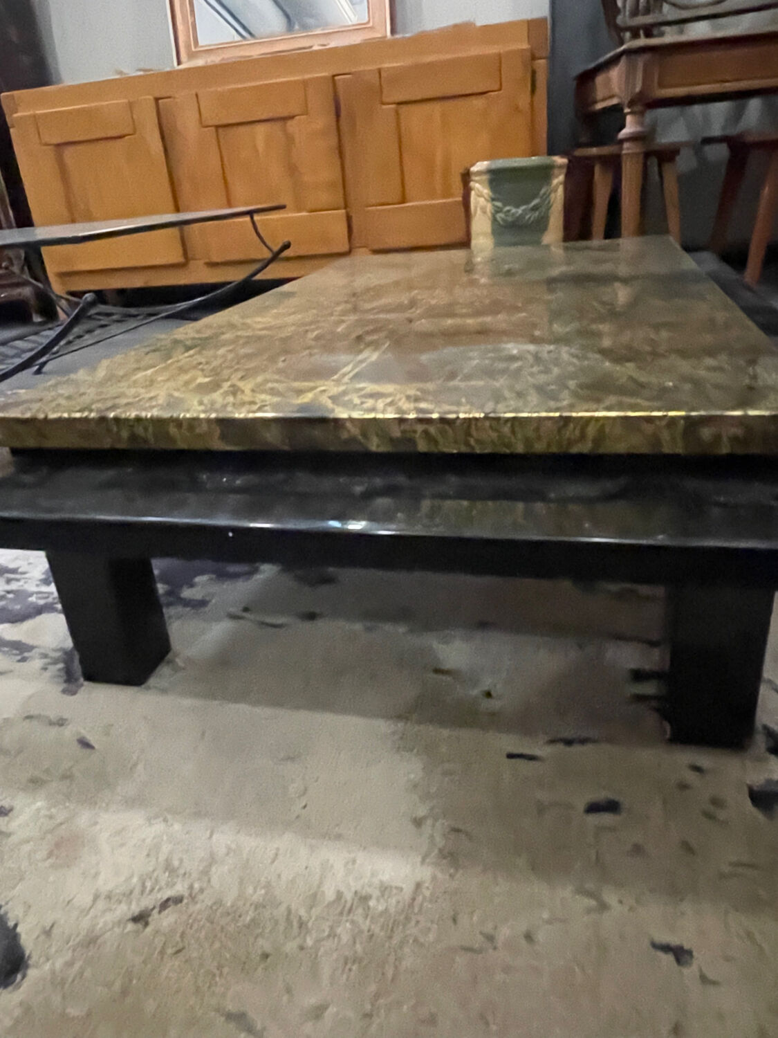 1970 black and gold lacquered coffee table