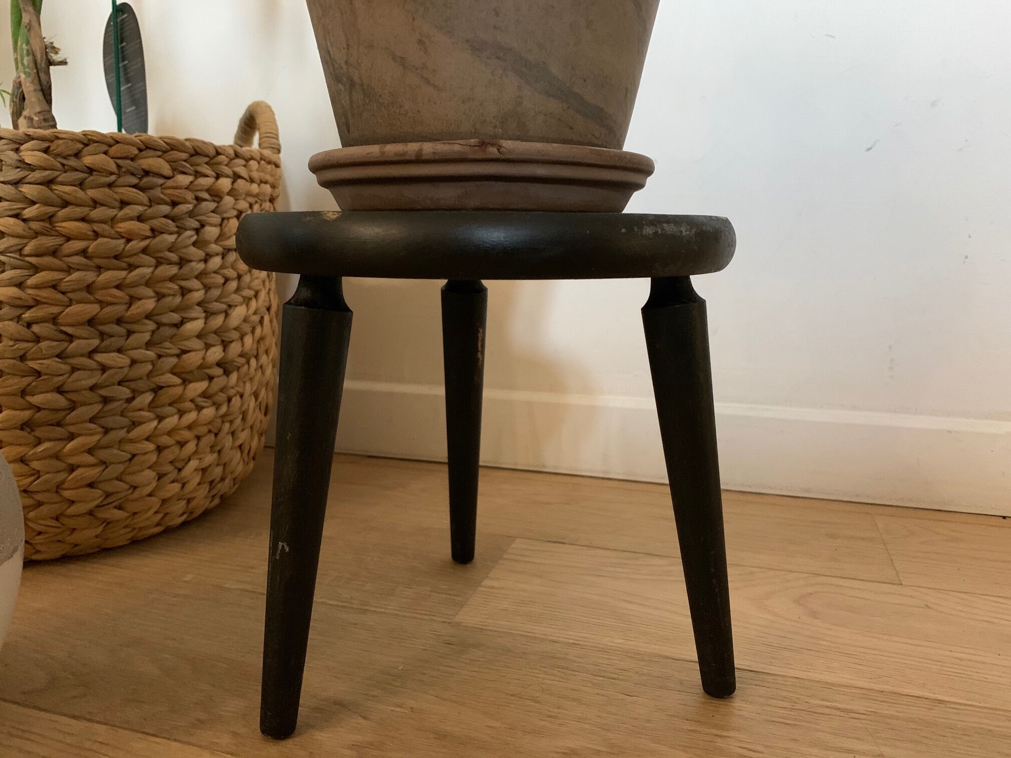 Vintage tripod plant holder