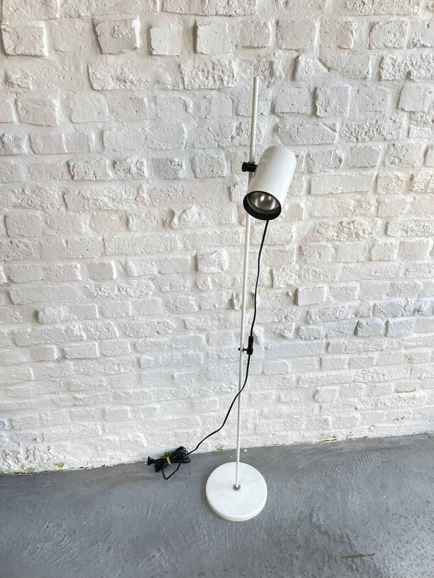 Floor lamp with a vintage tubular spot from the 70s/80s