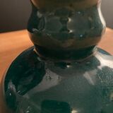 Vase en terre faïencée d’un magnifique émail bleu