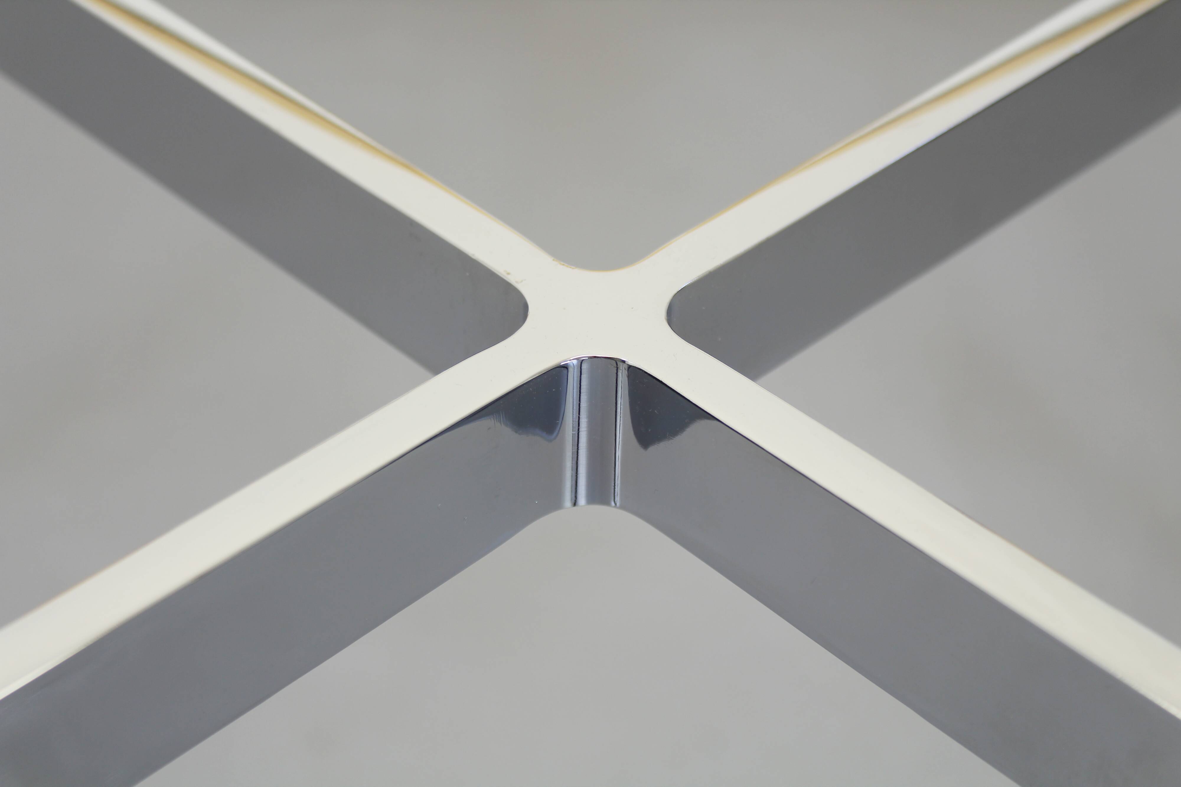 Caffe Table Knoll Ludwig Mies van der Rohe Barcelona