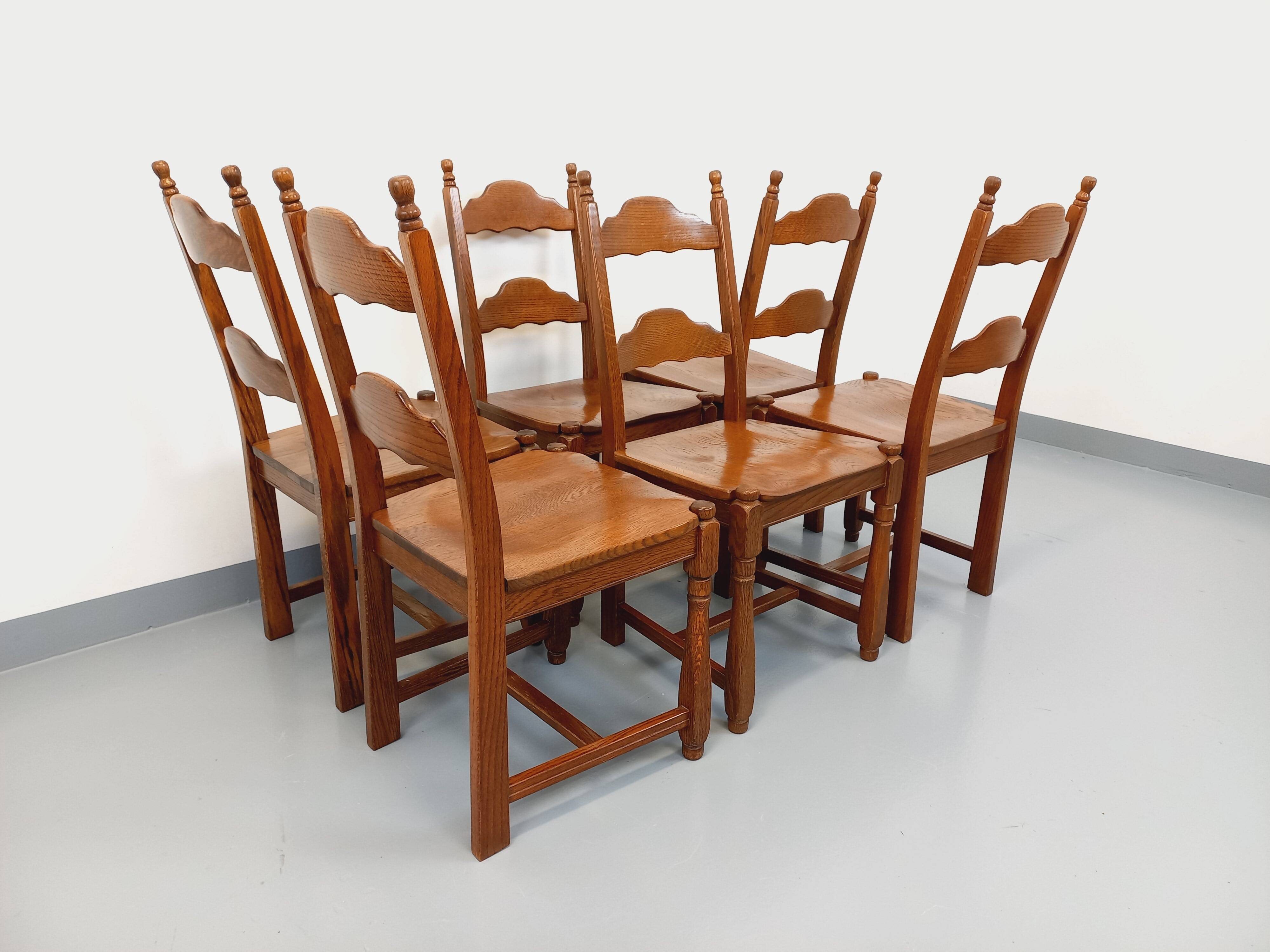Set of 6 vintage brutalist chairs in oak wood from the 60s