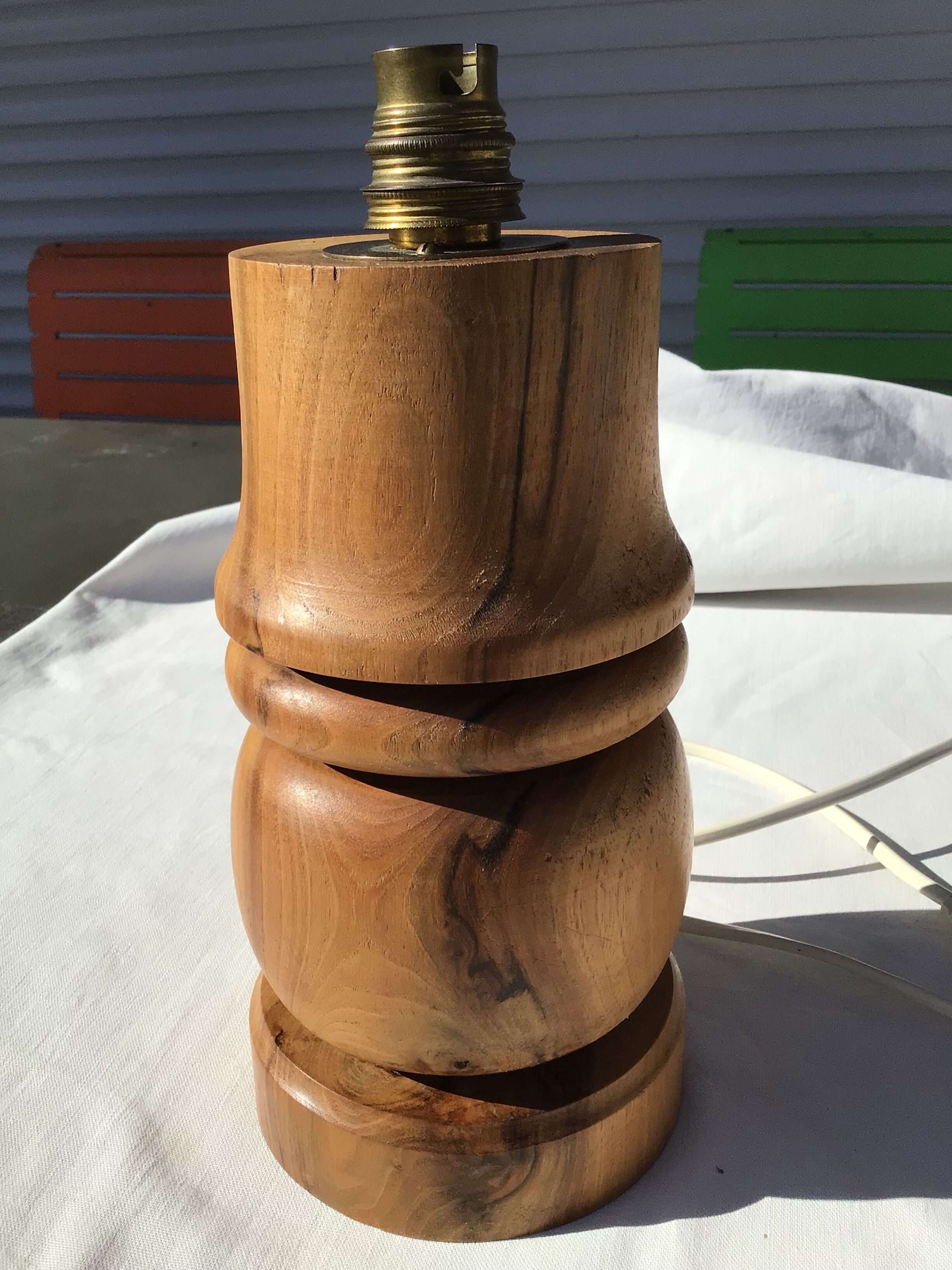 Solid wood lamp foot dug 70's