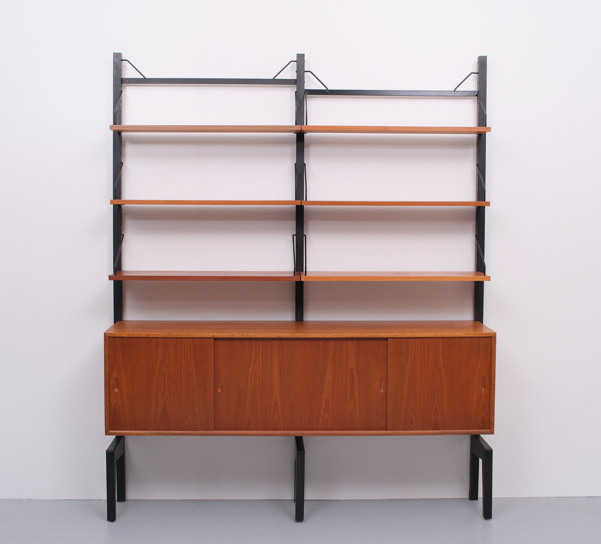Poul Cadovius Royal Wall System Free Standing 1958 Denmark