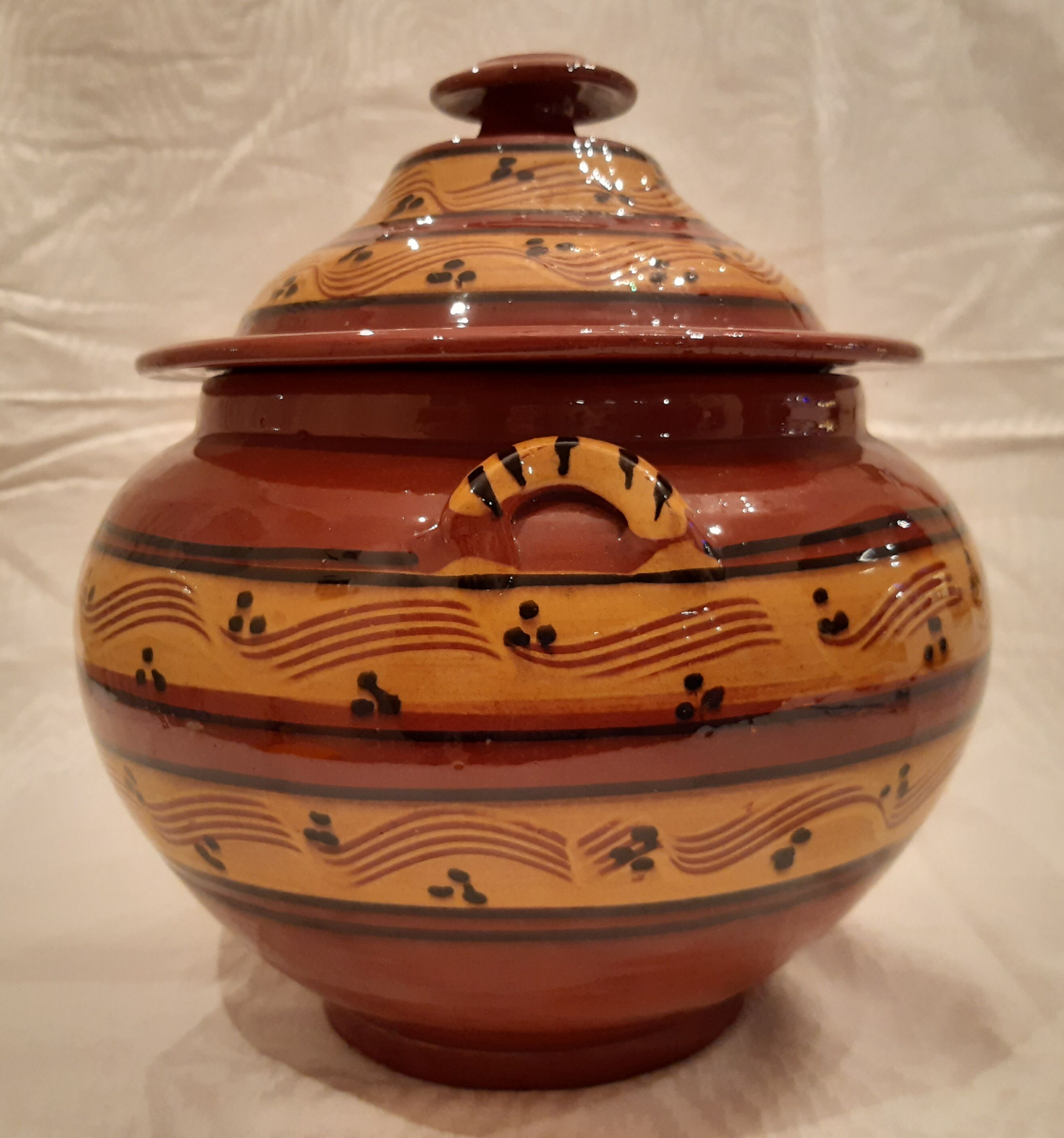 Old glazed terracotta lid jar, 25cm diameter, TBE