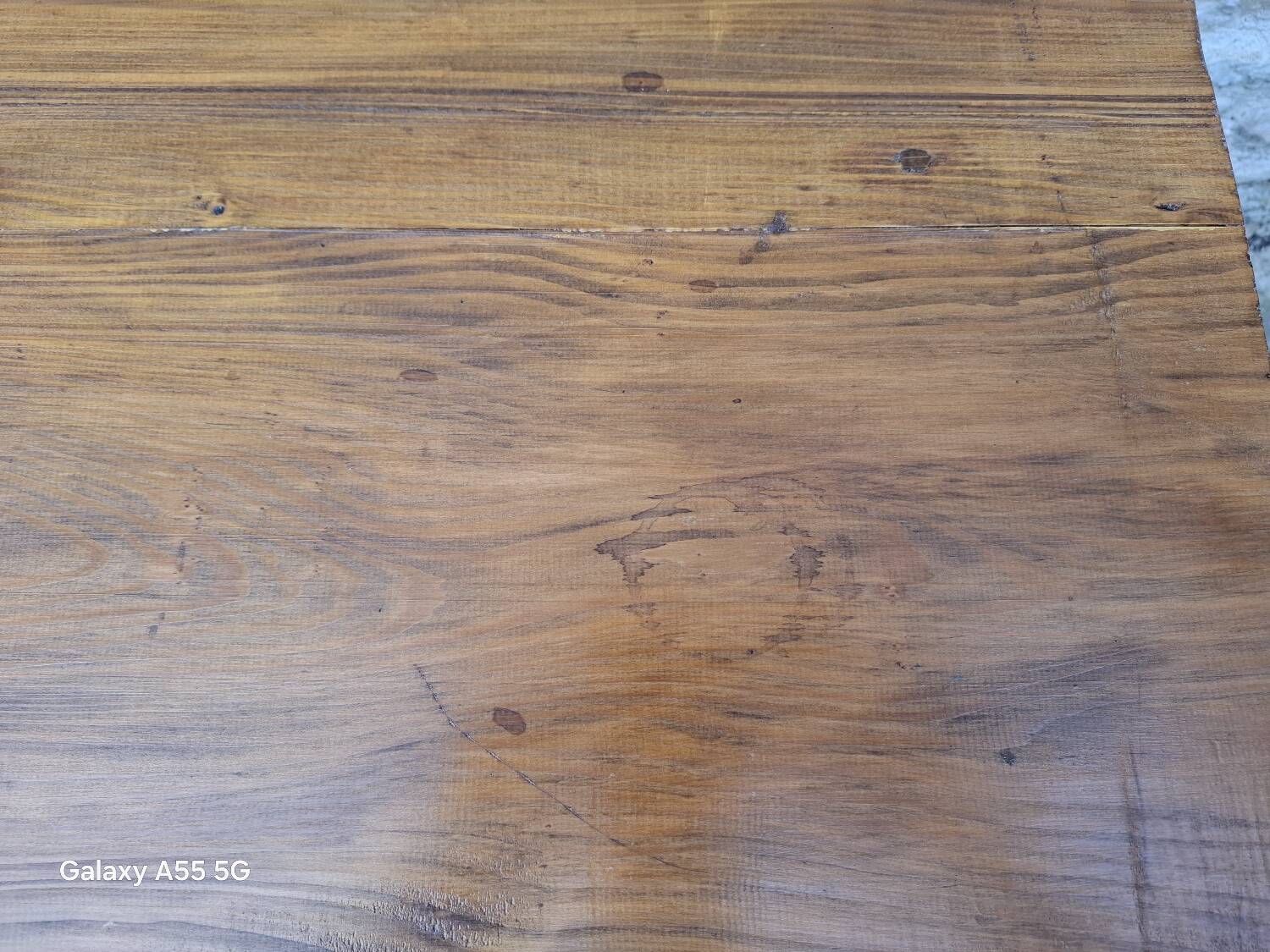 Farm table