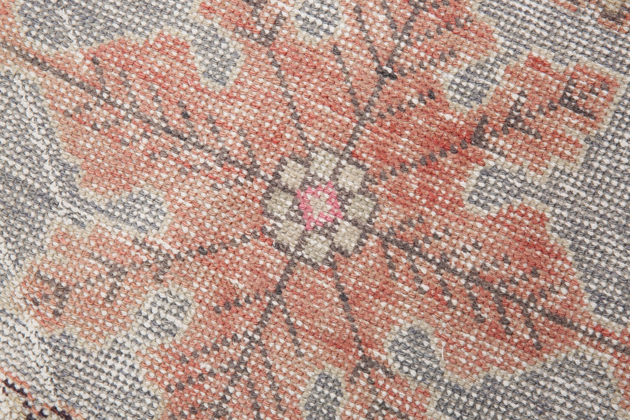 4x7 Scandinavian Vintage Rug