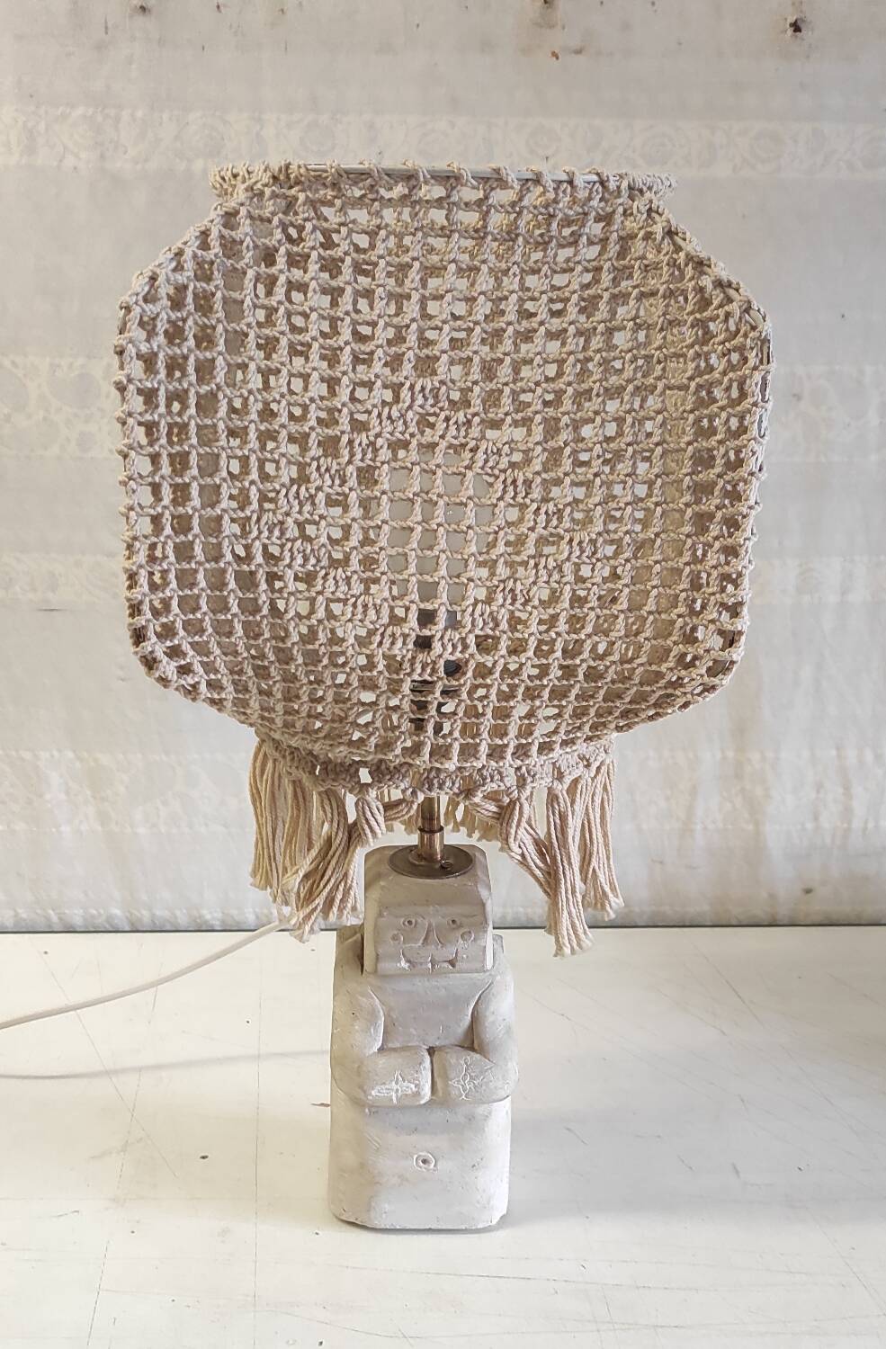 Table lamp statuette in limestone - mid 20th century